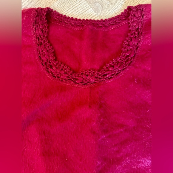 BABY ALPACA RED WOOL PONCHO HANDWOVEN CROCHET HEM & FRINGE ALL SEASONS ONE SIZE - Picture 2 of 7